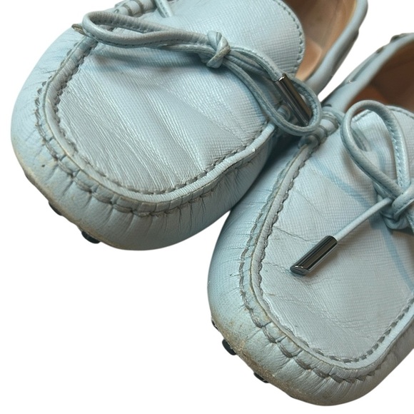 Tod’s Authentic Gommino Driving Shoes Light Blue Leather Loafers, Size 5.5 US - Picture 5 of 9